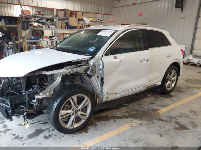 Продажа на аукционе авто 2022 Audi Q3 Premium Plus 45 Tfsi S Line Quattro Tiptronic, vin: WA1EECF37N1082010, номер лота: 44222382