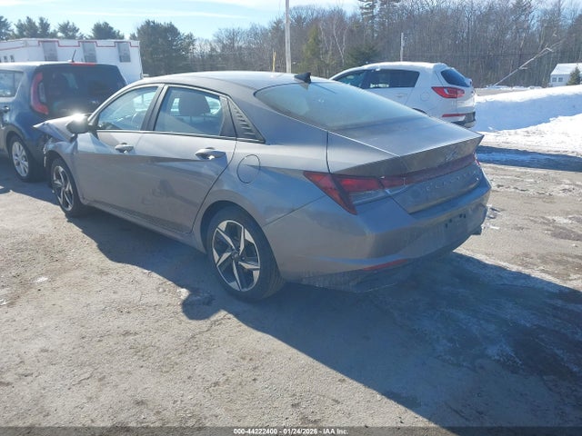 KMHLS4AG2PU462584 Hyundai ELANTRA SEL