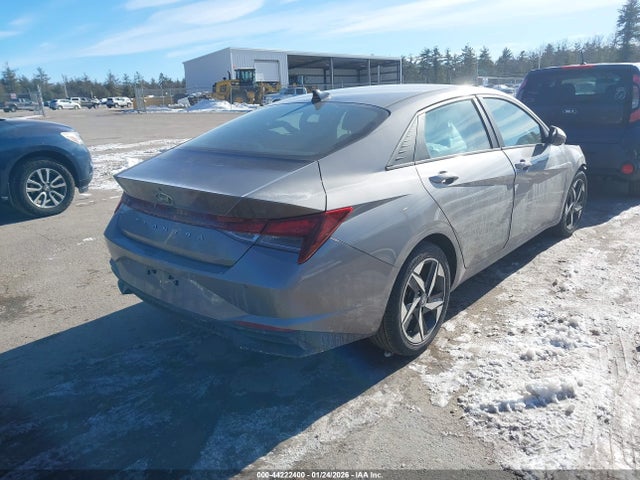 KMHLS4AG2PU462584 Hyundai ELANTRA SEL
