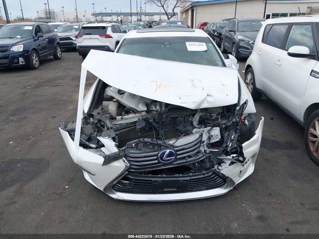 JTHBW1GG9H2146685 Lexus ES 300H