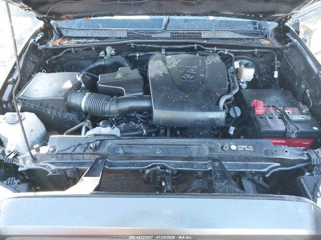 3TMCZ5AN0JM151526 Toyota Tacoma Trd Sport