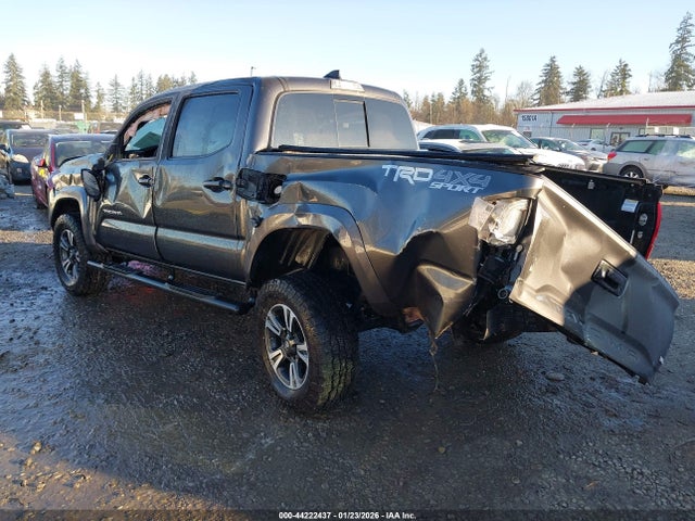 3TMCZ5AN0JM151526 Toyota Tacoma Trd Sport