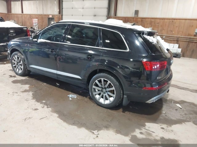 2017 AUDI Q7 WA1LAAF70HD028108 Photo 2