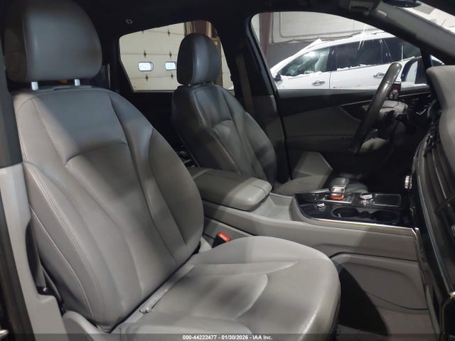 2017 AUDI Q7 WA1LAAF70HD028108 Photo 7