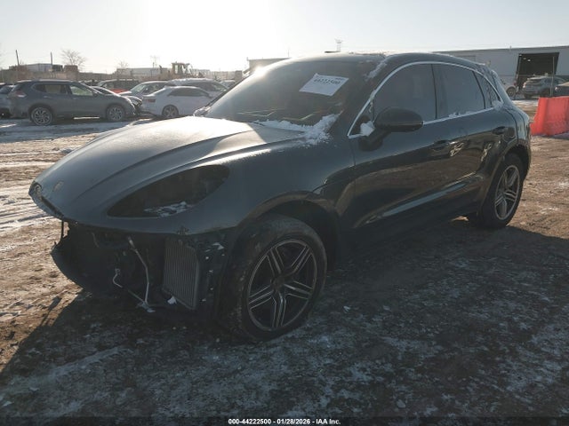2018 PORSCHE MACAN WP1AB2A56JLB30898 Photo 1