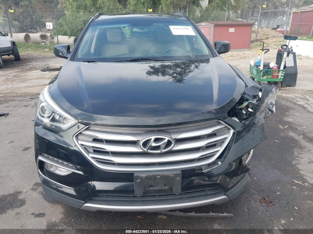 5NMZU3LB5HH032772 Hyundai Santa Fe Sport 2.4l
