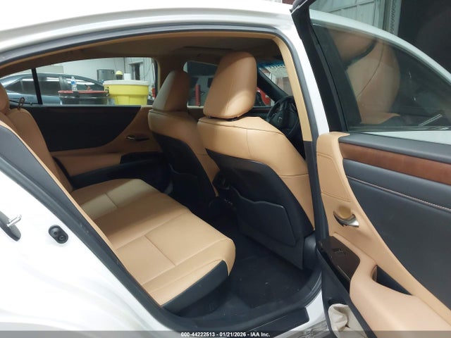 58ADA1C13SU058855 Lexus ES 300H