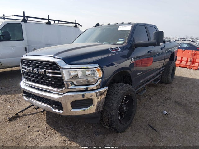 44222531 :رقم المزاد ، 3C6UR5DL4NG146338 vin ، 2022 Ram 2500 Lone Star  4x4 6'4 Box مزاد بيع
