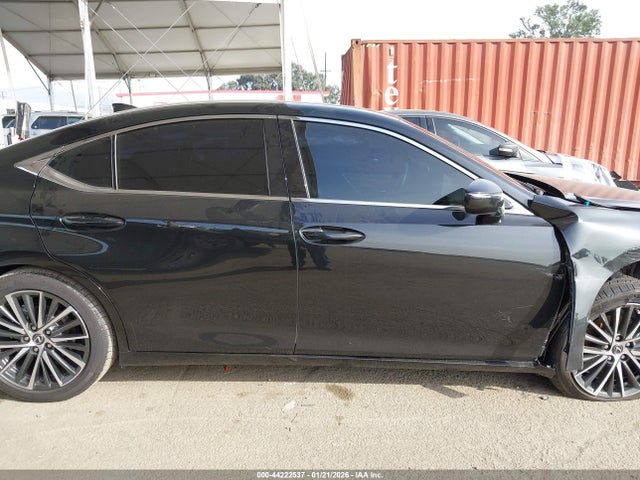 44222537 :رقم المزاد ، 58ADA1C16SU069817 vin ، 2025 Lexus Es 300h مزاد بيع