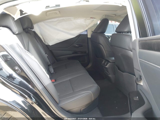 44222537 :رقم المزاد ، 58ADA1C16SU069817 vin ، 2025 Lexus Es 300h مزاد بيع