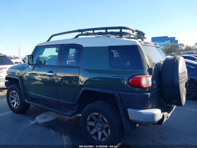 Toyota FJ Cruiser 2014 JTEBU4BF7EK177190 Image 14