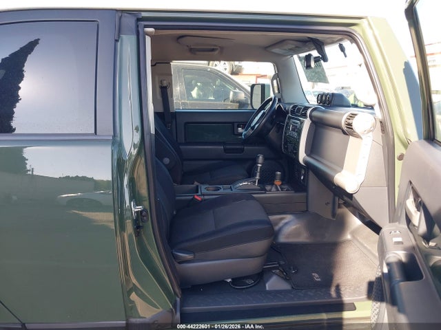 2014 TOYOTA FJ CRUISER JTEBU4BF7EK177190 Photo 4