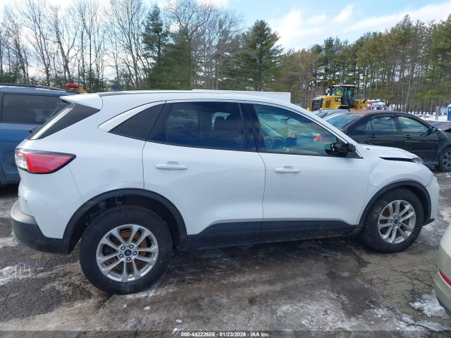 1FMCU9BZ8NUA62016 Ford Escape Se Hybrid