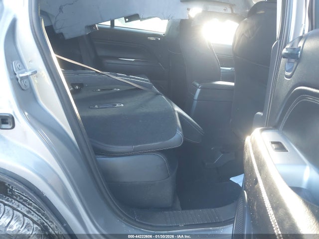 Jeep Compass Latitude 2016 1C4NJDEB2GD588037 Image 8