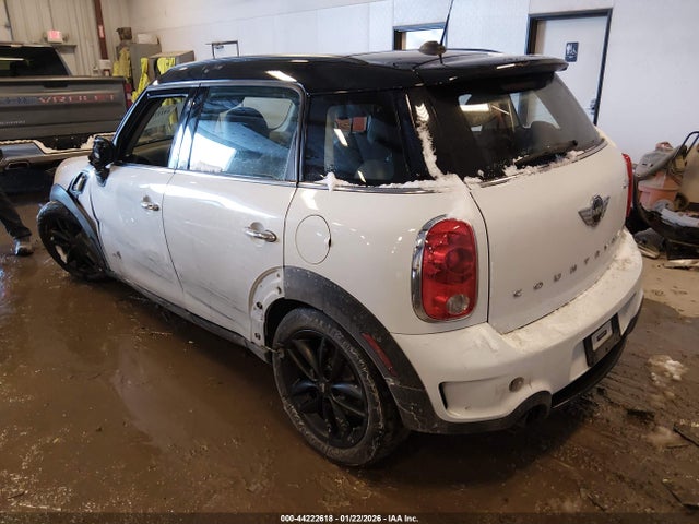 2014 MINI COOPER WMWZC5C52EWP40122 Photo 2