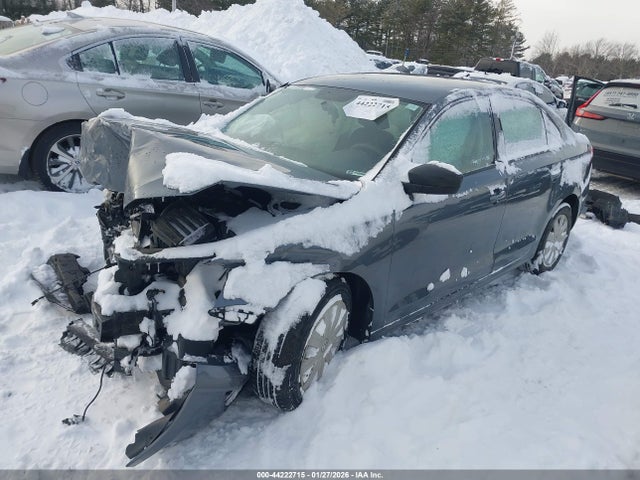 3VW2K7AJ8FM292471 Volkswagen Jetta 2.0l S