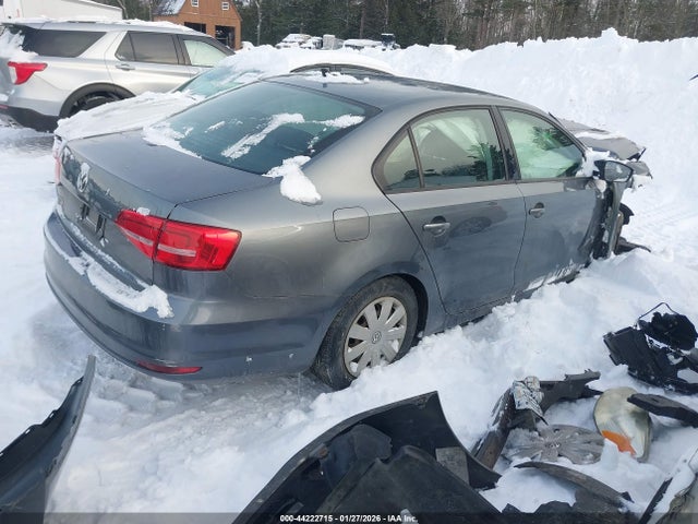 3VW2K7AJ8FM292471 Volkswagen Jetta 2.0l S