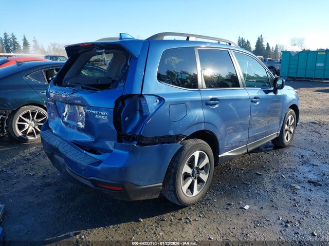 2017 SUBARU FORESTER JF2SJAGC4HH565569 Photo 3