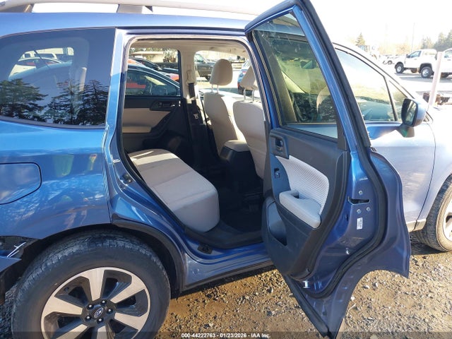 2017 SUBARU FORESTER JF2SJAGC4HH565569 Photo 7