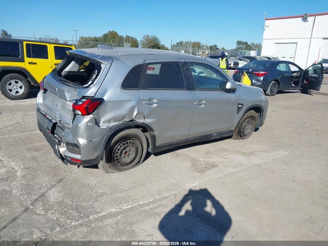 2022 MITSUBISHI OUTLANDER SPORT JA4APUAUXNU021084 Photo 3