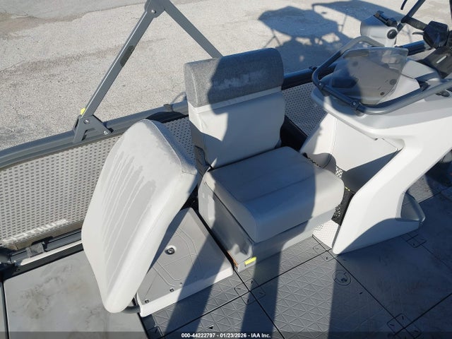 Seadoo Other 2023 YDV50440A323 Image 18