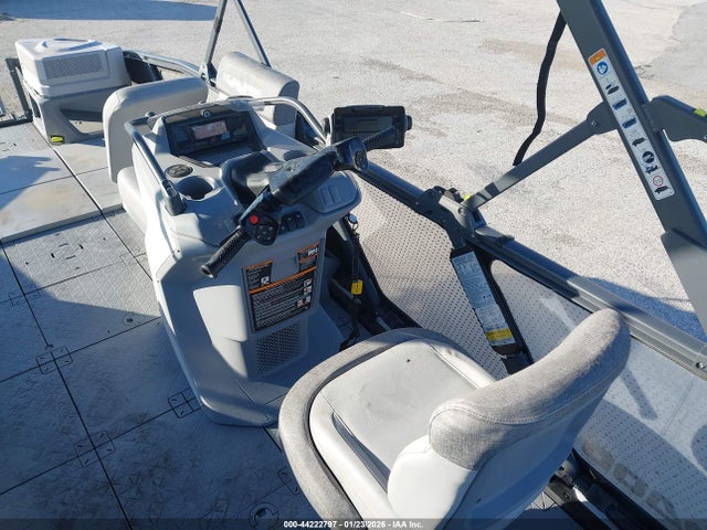 Seadoo Other 2023 YDV50440A323 Image 5