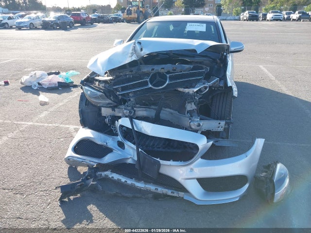 55SWF4JB2GU106895 Mercedes-Benz C 300 Sport