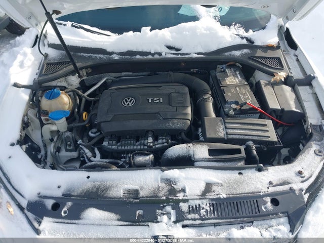 Volkswagen Passat 1.8t Wolfsburg Edition 2015 1VWAT7A36FC056090 Image 10