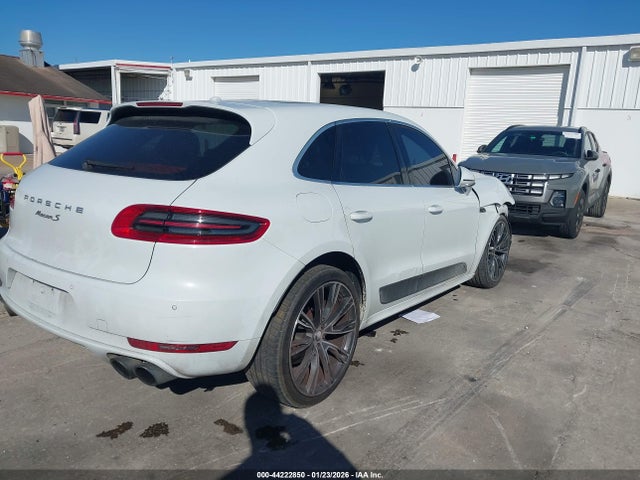 2016 PORSCHE MACAN WP1AB2A58GLB41846 Photo 3
