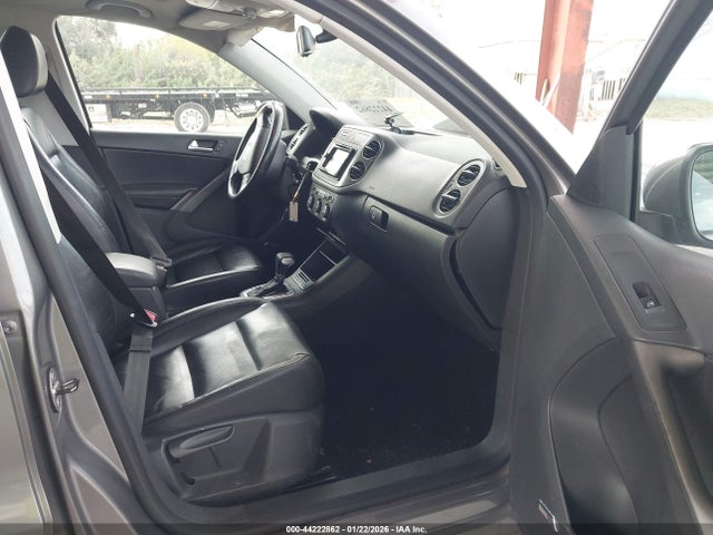 Продаж на аукціоні авто 2010 Volkswagen Tiguan Sel, vin: WVGAV9AXXAW511232, номер лоту: 44222862