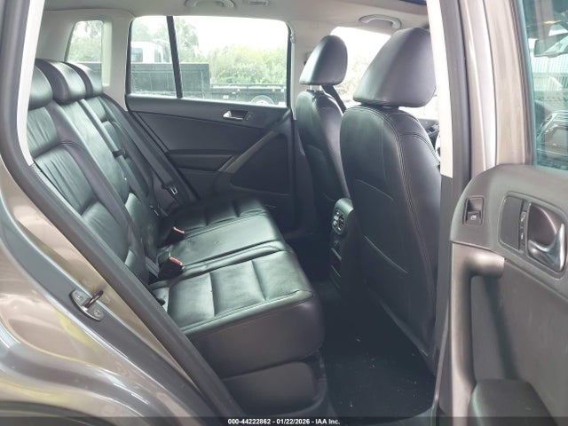 Продаж на аукціоні авто 2010 Volkswagen Tiguan Sel, vin: WVGAV9AXXAW511232, номер лоту: 44222862