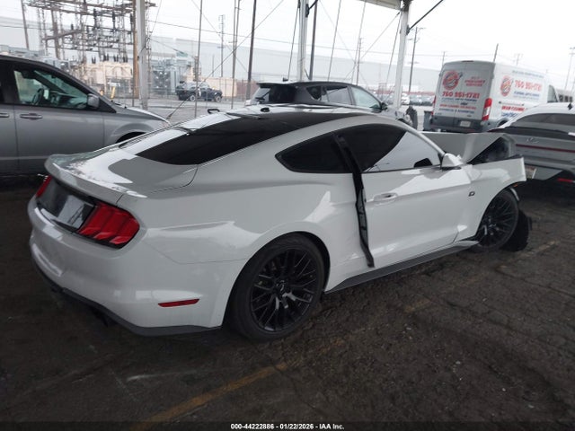 Ford Mustang Gt Premium 2018 1FA6P8CF9J5124914 Image 4
