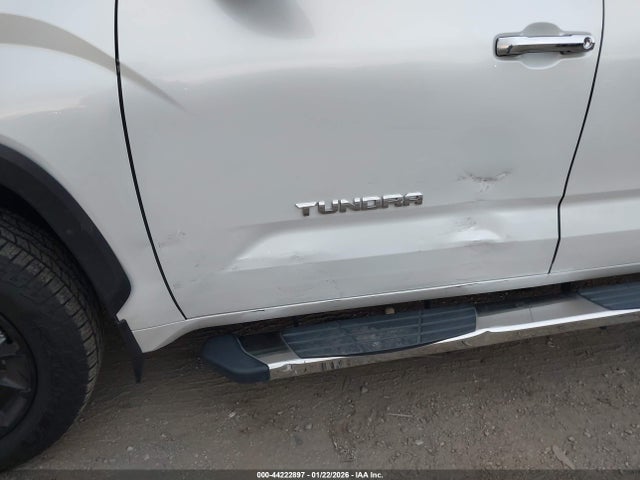 5TFJC5AB0NX001558 Toyota Tundra Hybrid Limited