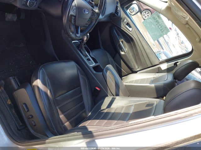 1FMCU9HD9KUC30513 Ford ESCAPE SEL