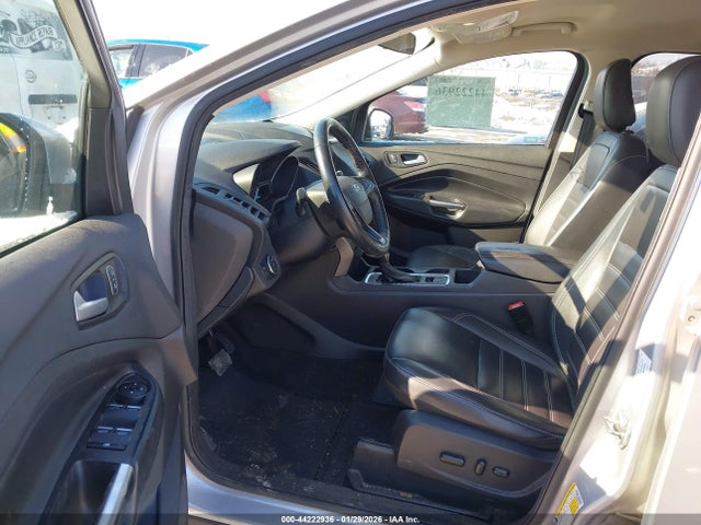 1FMCU9HD9KUC30513 Ford ESCAPE SEL