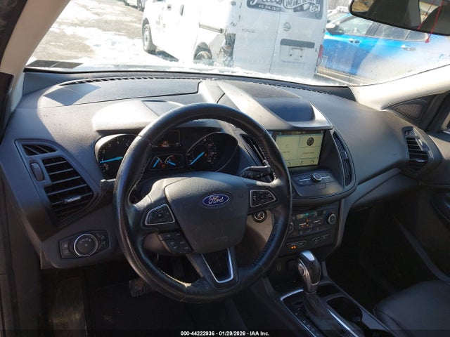 1FMCU9HD9KUC30513 Ford ESCAPE SEL