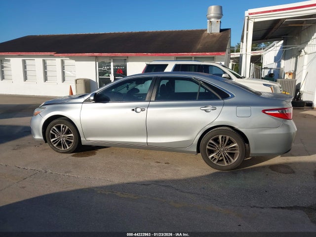Aukcja sprzedaży 2017 Toyota Camry Se, vin: 4T1BF1FK2HU686421, numer aukcji: 44222963