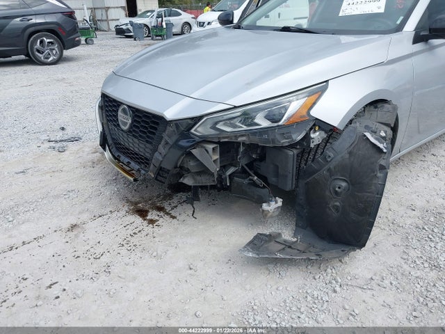 1N4BL4CV7KC167431 Nissan Altima 2.5 Sr