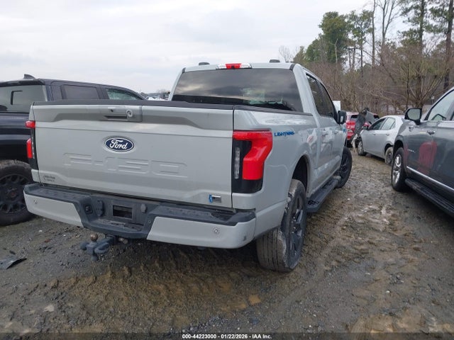 2024 FORD F-150 LIGHTNING 1FTVW3L7XRWG20072 Photo 3