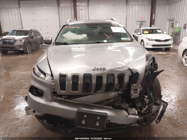 Продажа на аукционе авто 2016 Jeep Cherokee Latitude, vin: 1C4PJMCB1GW117433, номер лота: 44223030