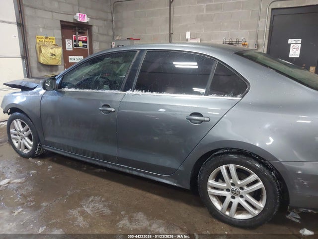 Продаж на аукціоні авто 2017 Volkswagen Jetta 1.4t S, vin: 3VW2B7AJ5HM221666, номер лоту: 44223038
