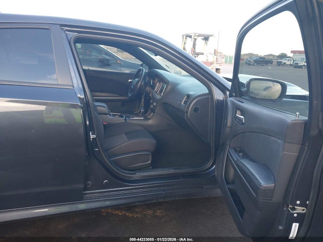 44223055 :رقم المزاد ، 2C3CDXHG3KH589060 vin ، 2019 Dodge Charger Gt Rwd مزاد بيع
