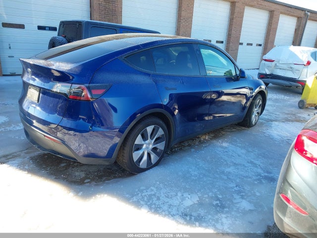 Продаж на аукціоні авто 2024 Tesla Model Y Rwd, vin: 7SAYGDED4RF098002, номер лоту: 44223061