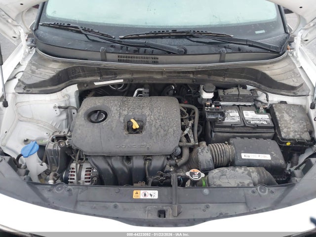 KNDJ23AU7N7186815 KIA SOUL LX