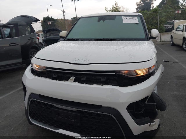 KNDJ23AU7N7186815 KIA SOUL LX