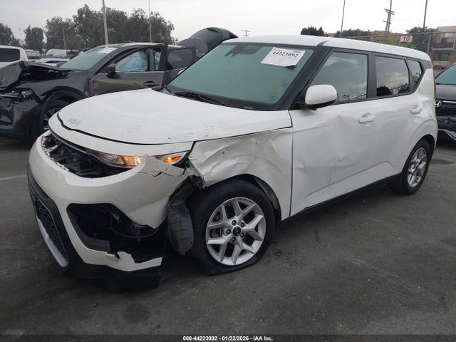 KNDJ23AU7N7186815 KIA SOUL LX