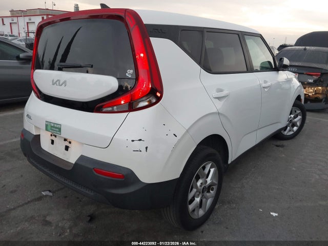 KNDJ23AU7N7186815 KIA SOUL LX