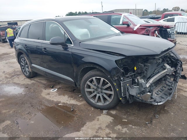 2018 AUDI Q7 WA1LAAF70JD011721 Photo 0