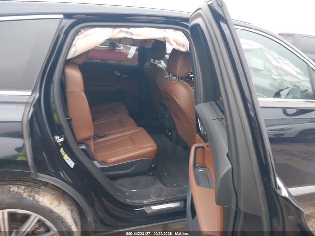 2018 AUDI Q7 WA1LAAF70JD011721 Photo 7