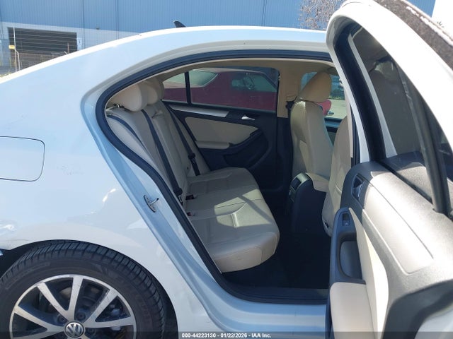 Продаж на аукціоні авто 2017 Volkswagen Jetta 1.4t Se, vin: 3VWDB7AJ9HM208508, номер лоту: 44223130